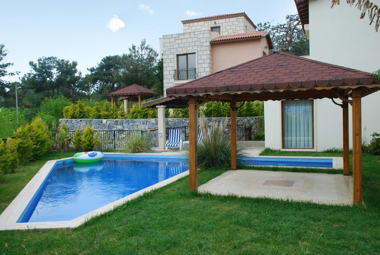 House With 4 Bedrooms In Kusadasi With Private Pool And Enclosed Garden 2 Km From The Beach Soğucak Esterno foto